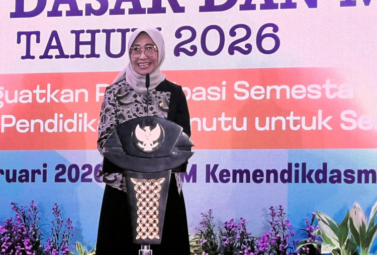 Ketua Komisi X DPR Dukung Pembatasan Akun Medsos Anak di Bawah 16 Tahun