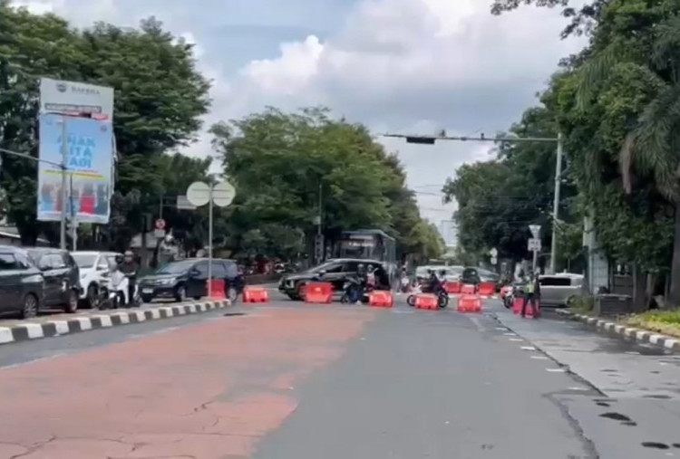 Ragunan Macet Parah, Jalanan Harsono RM Ditutup Sementara