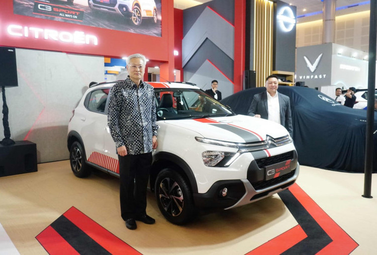 GIIAS Surabaya 2025, Citroen Hadirkan Basalt Dark Edition dan C3 Sport
