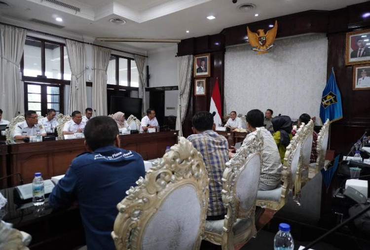 Aprindo: Parkir Minimarket di Surabaya Tetap Gratis