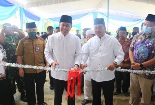 Safari Jumat, Herman Deru Resmikan Masjid Sabar