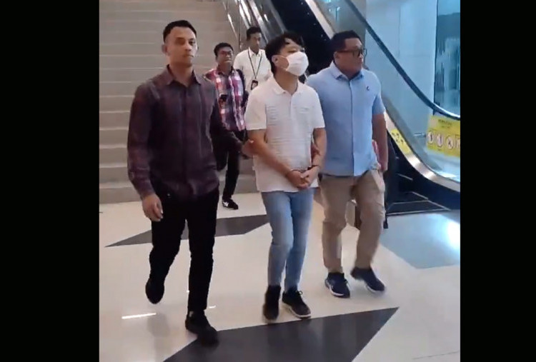 Klub Malam Ivan Sugianto yang Ditangkap di Bandara Juga Terindikasi Judi Online, PPATK: Kami Blokir Belasan Rekening