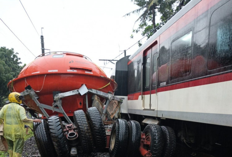 KAI Jamin Refund 100 persen Tiket Penumpang Kereta Bandara Usai Insiden di Tangerang