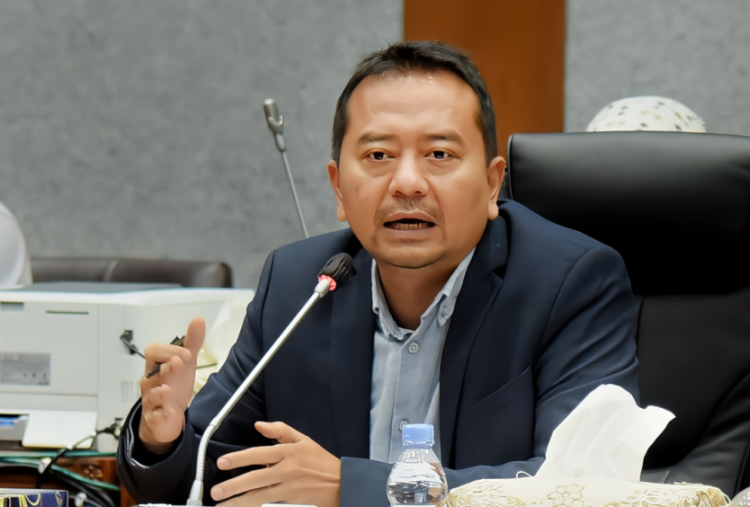 Komisi V DPR Minta Kemenhub Segera Audit Kelaikudaraan Pesawat Usai ATR 42-500 Jatuh