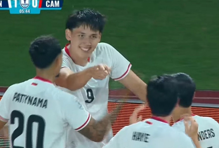 Piala AFF 2026: Indonesia vs Kamboja, Skuad Garuda Unggul Sementara 4-1, Mitchell Lee Baker Hattrick!