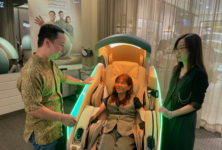 Stres Makin Parah di Kota Besar, Kursi AI Ini Gabungkan Teknik Pijat Master Dunia