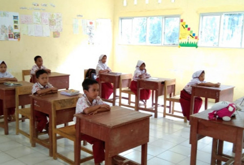 Dua Sekolah Jauh di Muratara Ditutup, Penyebabnya Harga Karet