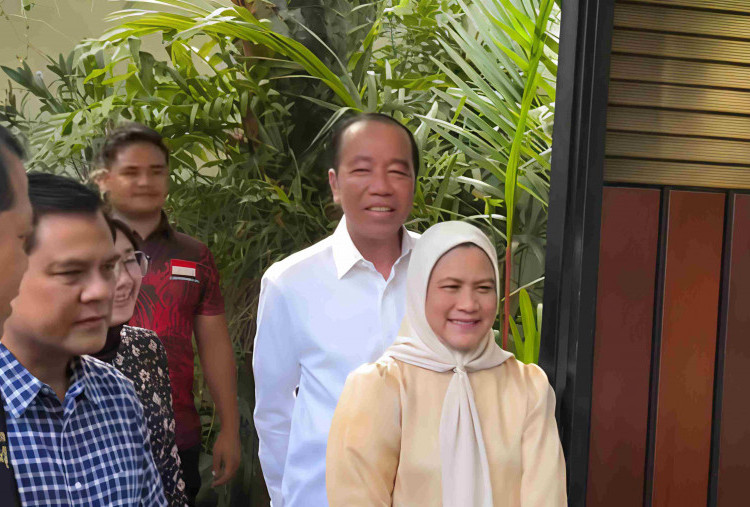 Presiden ke-7 RI Jokowi Alami Masalah Kulit Usai Lawatan ke Vatikan, Ajudan Pastikan Bukan Penyakit Serius