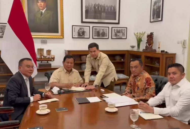 Prabowo Terbitkan Inpres Percepatan Pembangunan di Pulau Enggano