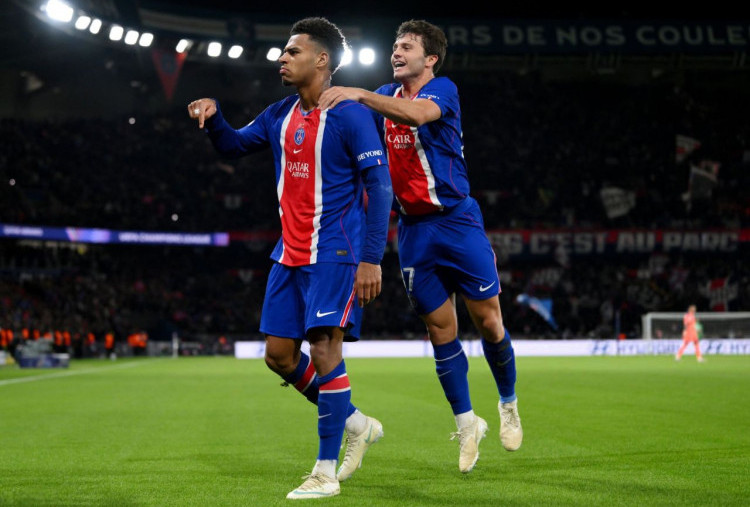 PSG vs Barcelona 4-2, Les Parisiens Putus Tren Kemenangan Blaugrana
