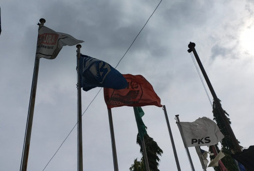 Bendera Parpol Sudah Kusam dan Robek, KPU Surati Partai Minta Diganti