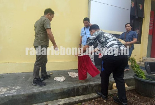 Polisi Cokok 2 Terduga Pembobol  Sekretariat Mahasiswa KKN, Handphone dan Celana Dalam Jadi Bukti
