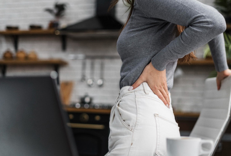 Cuma 5 Menit! Peregangan Ampuh Redakan Sakit Pinggang