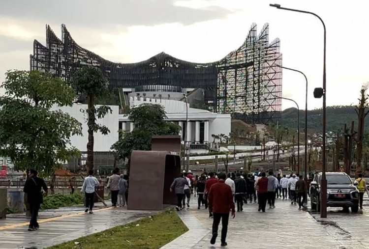 Sebut Banjir di Depan Istana Garuda IKN Hoaks, OIKN Minta Masyarakat Tidak Mudah Percaya Berita Palsu