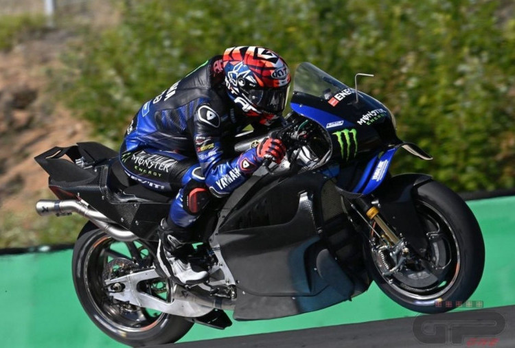 Andrea Dovizioso Tes Yamaha V4, Ini Bocoran Teknologinya!