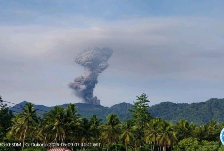 Operasi SAR Pencarian WNA yang Hilang Pascaerupsi Gunung Dukono; Posisi Terdeteksi dekat Kawah 