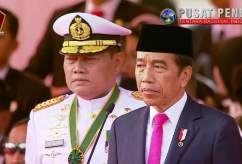 Jokowi Akui Senang Tingkat Kepercayaan Masyarakat Terhadap TNI Selalu Teratas