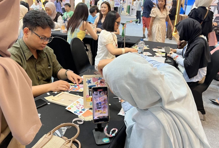 Workshop Photo Frame Decorating Ubah Kenangan Jadi Karya Personal