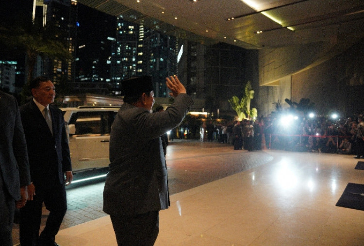 Presiden Prabowo Hadiri Resepsi Pernikahan El Rumi dan Syifa Hadju di Jakarta