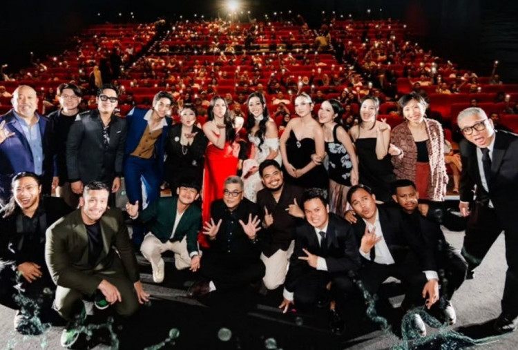 8 Pemain Film Kang Solah From Kang Mak x Nenek Gayung , Indro Warkop-Andre Taulany Bikin Ngakak 