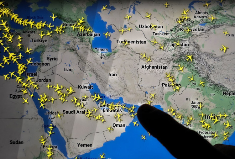 Iran Buka Kembali Wilayah Udara di Bagian Timur Setelah Gencatan Senjata dengan Israel