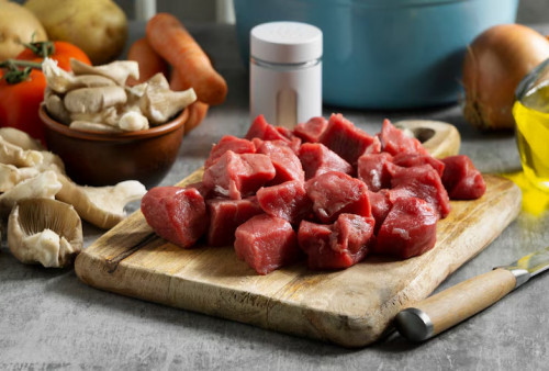 Tips Anti Begah dan Mules Setelah Makan Daging Kurban, Nomor 4 Paling Sulit!