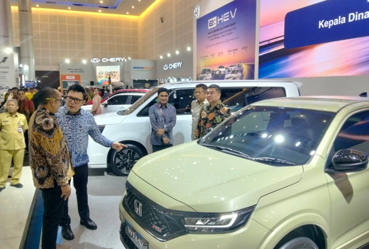 IIMS Surabaya 2026 Targetkan Transaksi Rp265 Miliar, Pemprov Jatim Dorong Ekosistem Kendaraan Listrik 