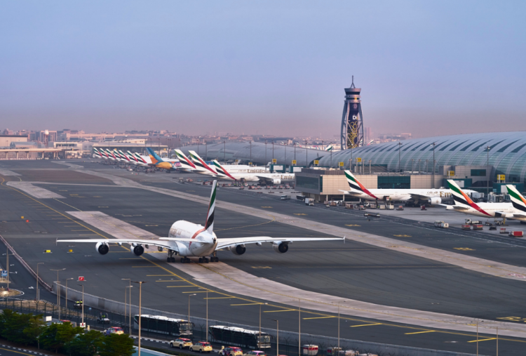 AS dan Israel Serang Iran, Bandara Internasional Dubai Tunda Seluruh Jadwal Penerbangan 