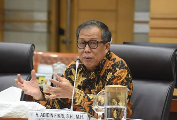 Wakil Ketua Komisi VIII DPR RI Minta Kemenag Tindak Tegas Travel yang Berangkatkan Jemaah Tanpa Visa Haji