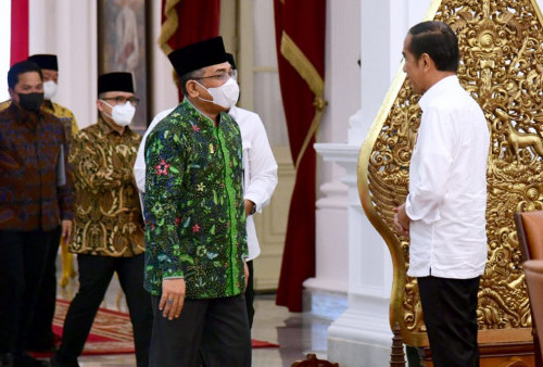 Gus Yahya: NU Tak Jauh-Jauh dari Jokowi