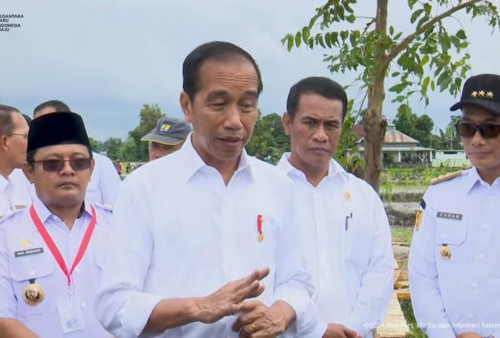 Jokowi Blusukan Ke Pasar Bulukumba dan Bantaeng, Berharap Bisa Jadi Pemasok Kebutuhan Pokok ke IKN