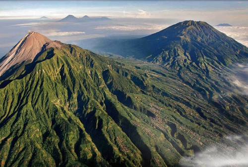 Gunung Merapi Berstatus Siaga, 5 kali Gempa Awan Panas
