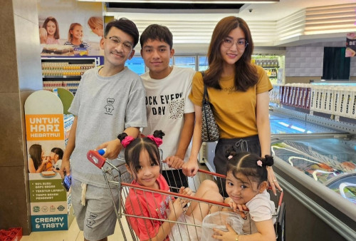 Meski Gugat Cerai, Sarwendah dan Ruben Onsu Tetap Saling Video Call dengan Anak