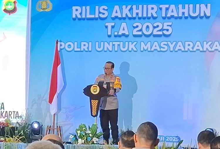 Angka Mencengangkan 2025! Kapolda Metro Jaya Ungkap Kecelakaan Maut hingga Serbuan Kejahatan Siber