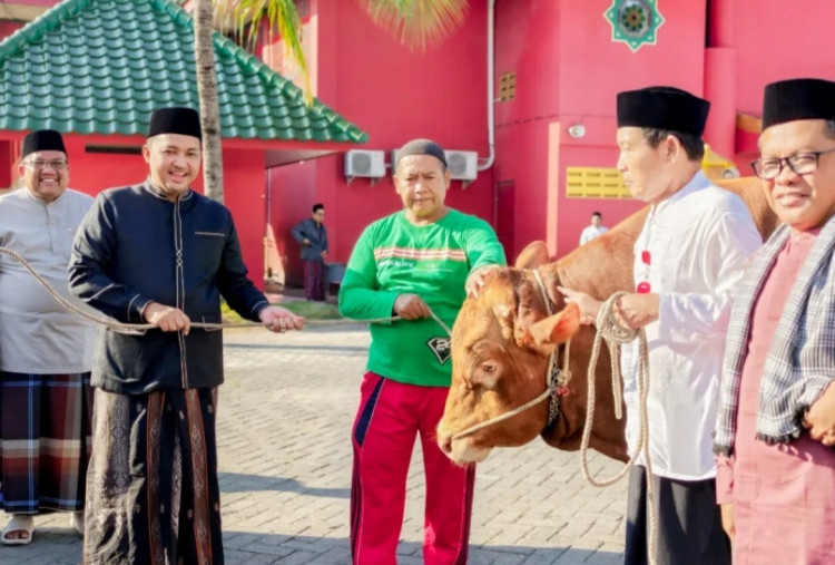 Rayakan Iduladha, Pemkab Pasuruan Salurkan 21 Ekor Sapi dan Ratusan Kambing ke Seluruh Kabupaten 