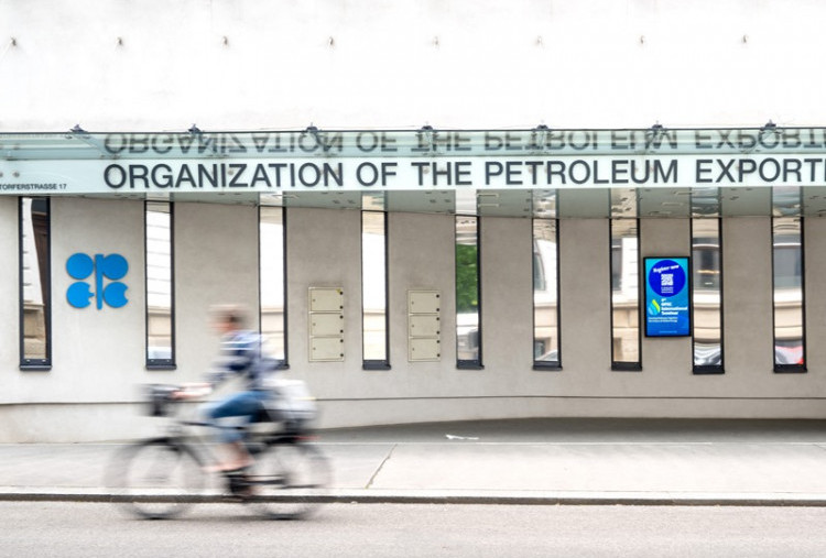 OPEC+ Genjot Produksi Lagi: Kompak Rebut Pangsa, Tetap Tahan Harga