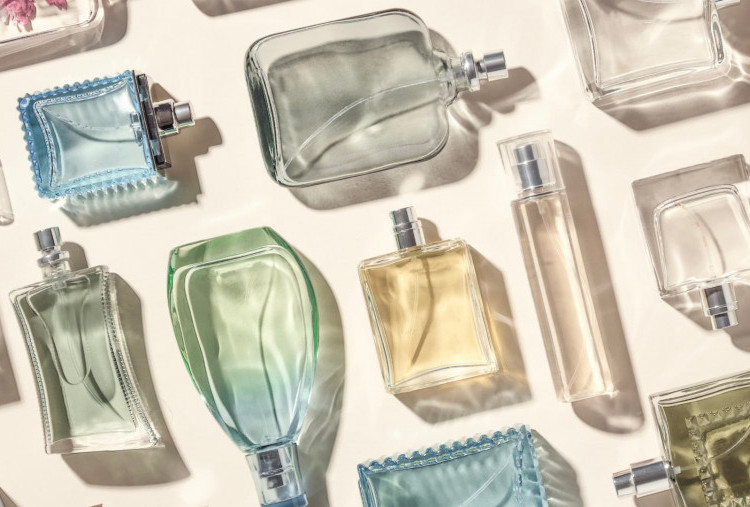 5 Rekomendasi Aroma Parfum yang Cocok untuk Siang dan Malam Hari