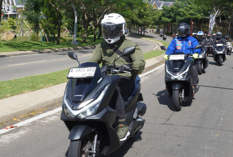 Bedah Navigasi Honda RoadSync di New Honda PCX160, Touring Jarak Jauh Aman Nggak Nih?