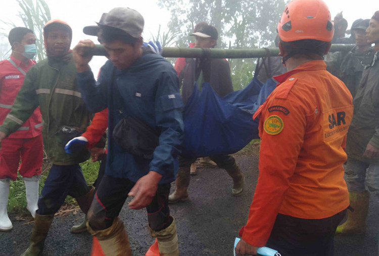 Korban Tanah Longsor di Pekalongan Menjadi 21 Orang