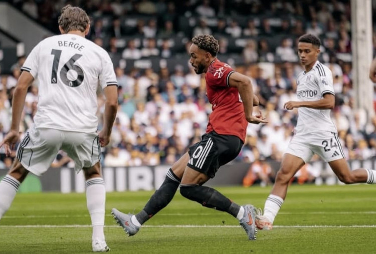 Man Utd vs Fulham 1-1, Setan Merah Terbantu Gol Bunuh Diri Lawan