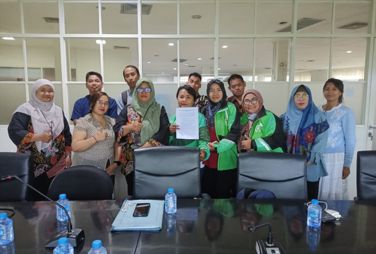 KSP Delta Pratama Diduga Bermasalah, Bikin Rumah Emak-emak Driver Ojol Ini Terancam Disita