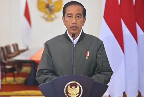 Pantau Stadion Kanjuruhan, Presiden Jokowi Ungkit Tangga dan Pintu: Saya Lihat Problemnya