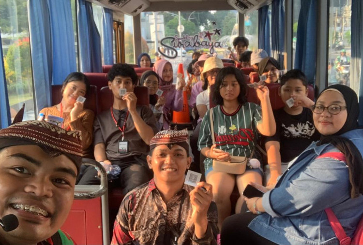 Sambut Hari Pahlawan, Bus SSCT Hadirkan Rute Khusus Napak Tilas Perjuangan Road to Surabaya Heroic Days