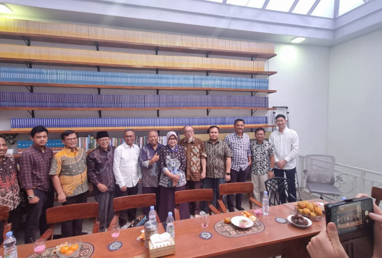 Bertemu Mun’im Sirry, Berdiskusi tentang Relasi Agama