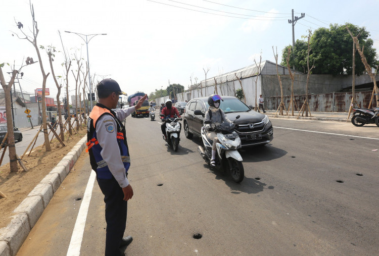 Warga Gembira Proyek Box Culvert Jalan Babat Jerawat - Pakal Kelar