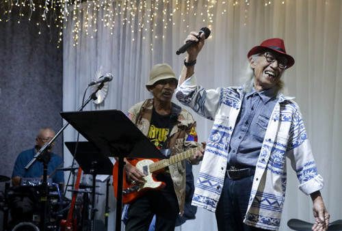 Victor Nasution & The Gembell's, Pelopor Musik Kota Pahlawan (5): Tak Mau Adu Sombong dalam Duel Meet