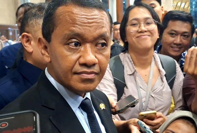 UI Tangguhkan Kelulusan Program Doktor Menteri ESDM Bahlil Lahadalia