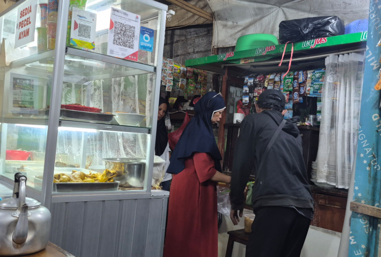 Penjual Warung Makan Terlanjur Menjerit Duluan Sebelum Harga Pertamax Naik, Santi Pilih Naikkan Harga