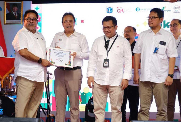 Bank Jakarta Raih Penghargaan Literasi Keuangan Teraktif 1