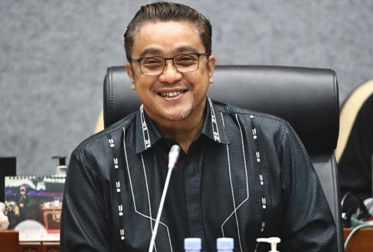 DPR Minta Kemendagri Segera Kumpulkan Para Kepala Daerah Agar Tidak Menaikkan Pajak Sembarangan
